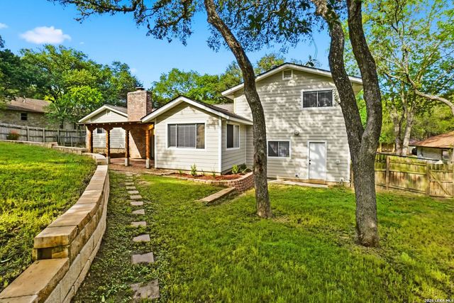 105 Mossridge, Universal City, TX 78148