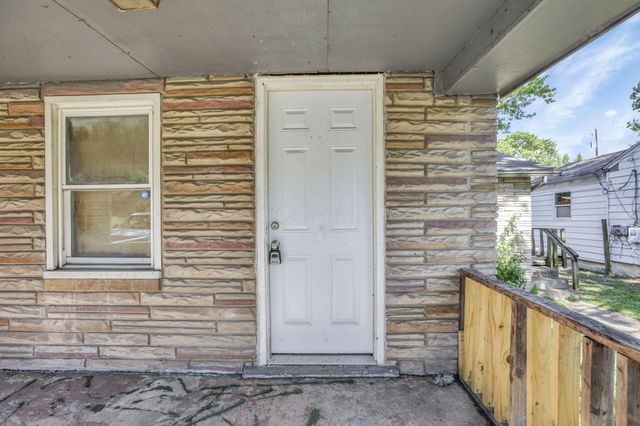 2717 Mcguffey Road, Columbus, OH 43211