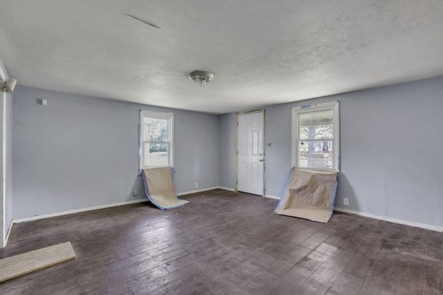 2717 Mcguffey Road, Columbus, OH 43211
