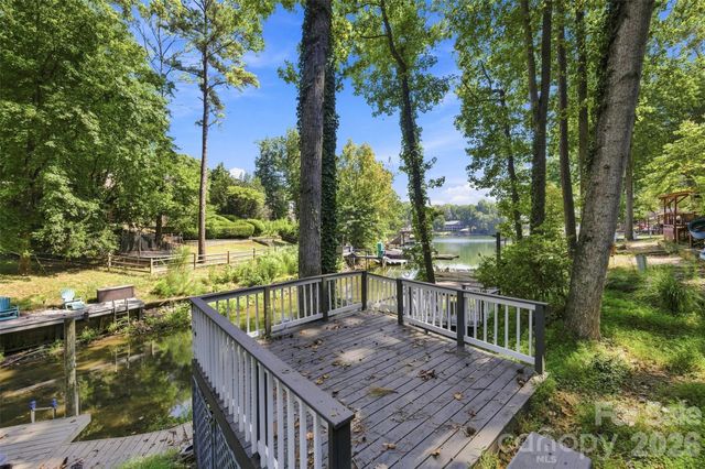 3015 Point Clear Drive, Tega Cay, SC 29708