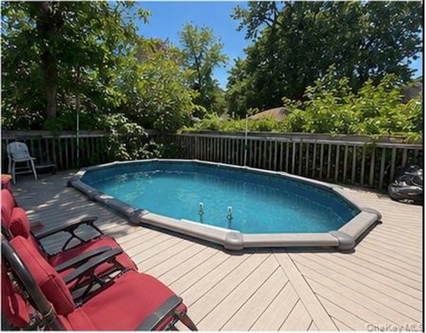 299 Van Pelt Avenue, Staten Island, NY 10303