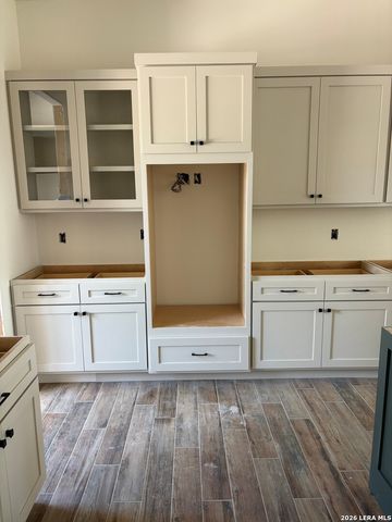 2475 COMAL SPGS, Canyon Lake, TX 78133