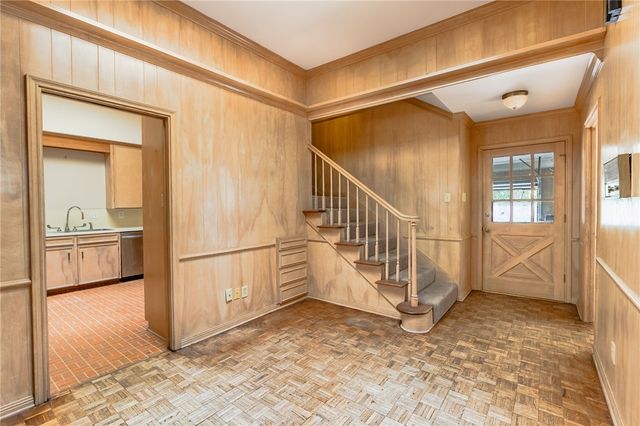 808 Dogwood Lane, Bryan, TX 77802