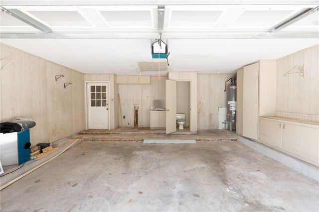 808 Dogwood Lane, Bryan, TX 77802