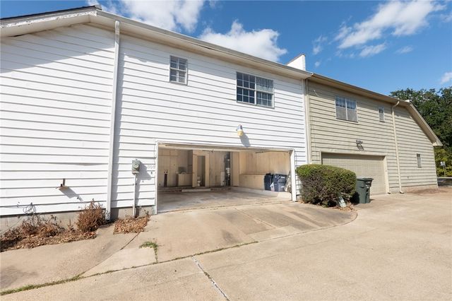 808 Dogwood Lane, Bryan, TX 77802