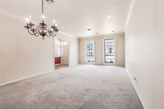 808 Dogwood Lane, Bryan, TX 77802