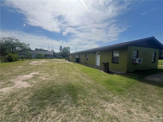 433 Gulf Avenue, Lyford, TX 78569