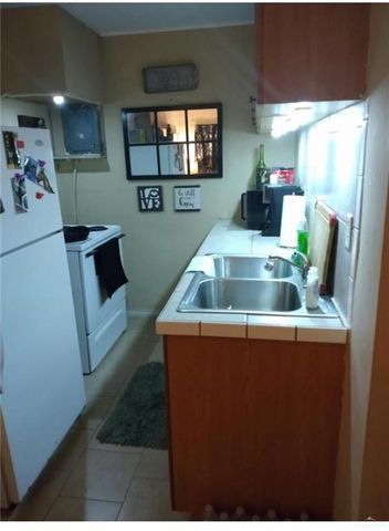 433 Gulf Avenue, Lyford, TX 78569