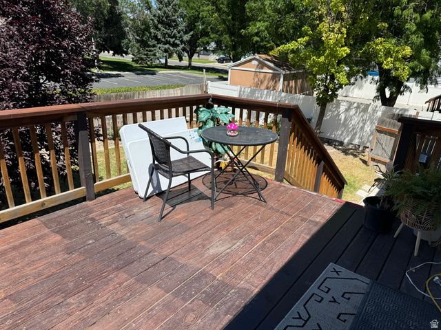 1542 W CRYSTAL RIDGE DR, West Jordan, UT 84084