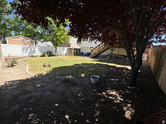 1542 W CRYSTAL RIDGE DR, West Jordan, UT 84084