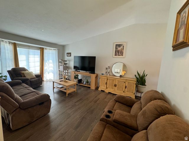 1542 W CRYSTAL RIDGE DR, West Jordan, UT 84084