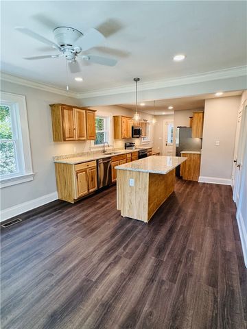 212 Whitehall Road, Anderson, SC 29625