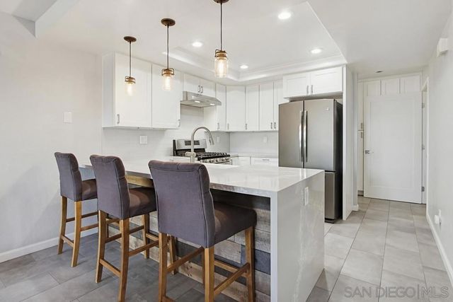 5308 Caminito Velasquez, San Diego, CA 92124