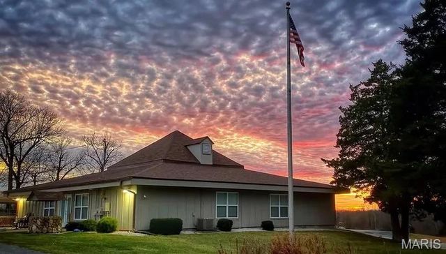 19922 Mockingbird Ln, Warrenton, MO 63383