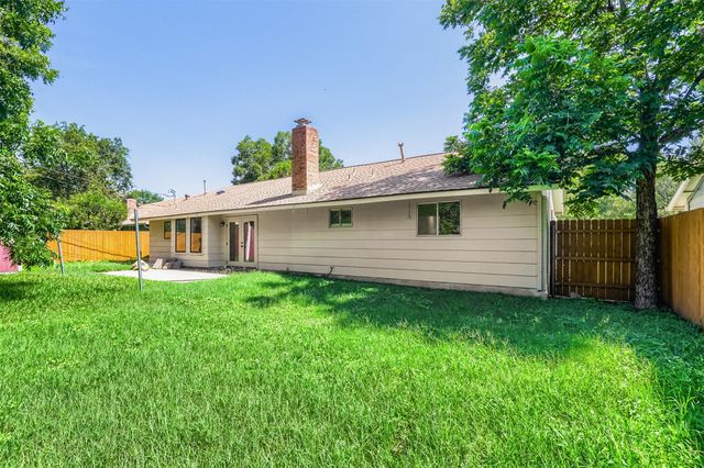 2013 Southern Oaks DR, Austin, TX 78745