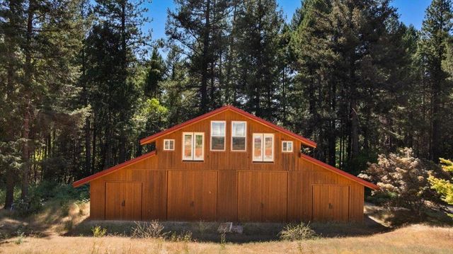17607 Hooker Oak Rd, Nevada City, CA 95959