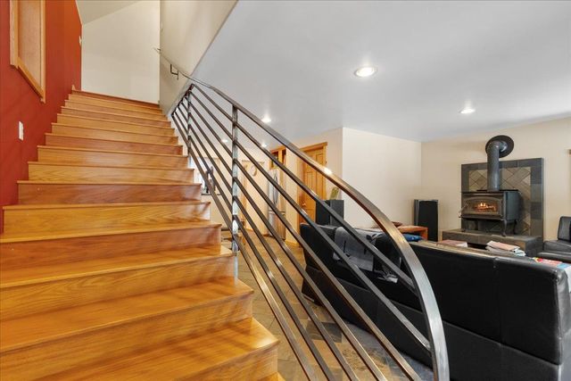 17607 Hooker Oak Rd, Nevada City, CA 95959