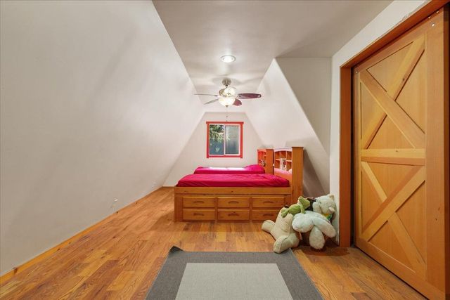 17607 Hooker Oak Rd, Nevada City, CA 95959