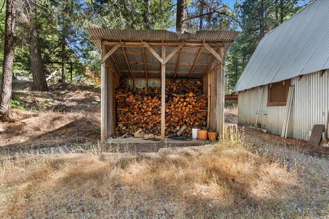 17607 Hooker Oak Rd, Nevada City, CA 95959