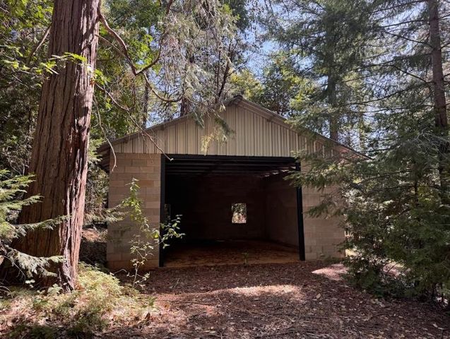 17607 Hooker Oak Rd, Nevada City, CA 95959