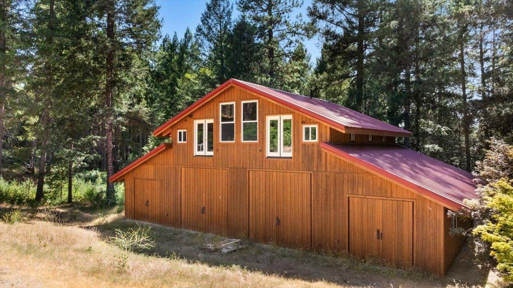 17607 Hooker Oak Rd, Nevada City, CA 95959