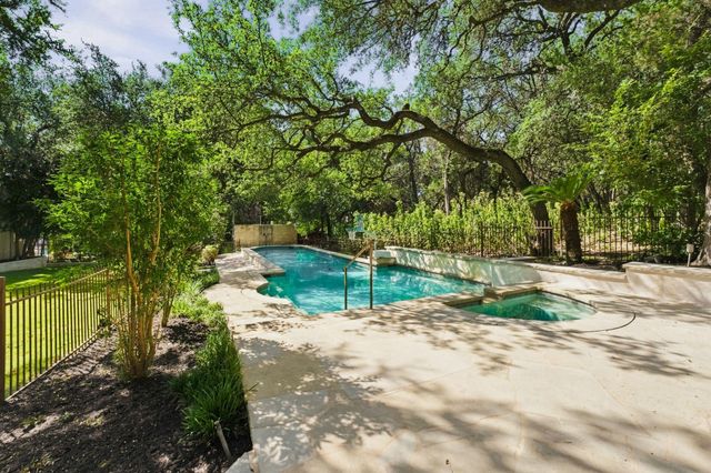 2900 Meandering River CT, Austin, TX 78746