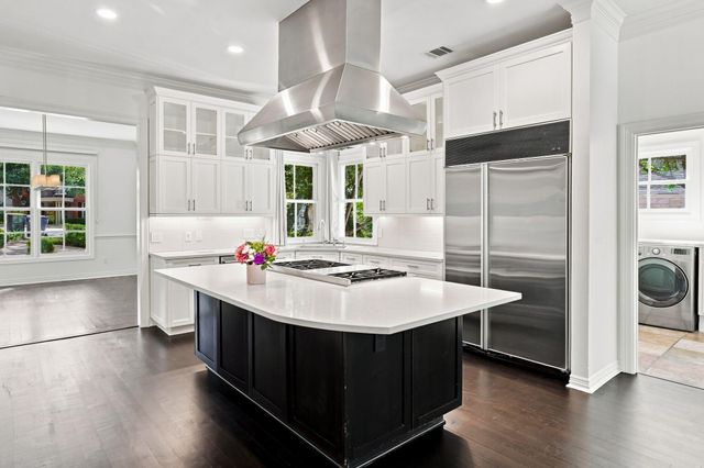 2900 Meandering River CT, Austin, TX 78746