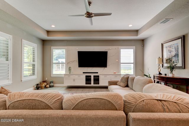 305 Nottinghill Street, Ormond Beach, FL 32174