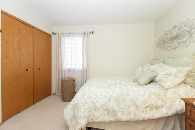 841 E WINDFIELD PLACE, Appleton, WI 54911