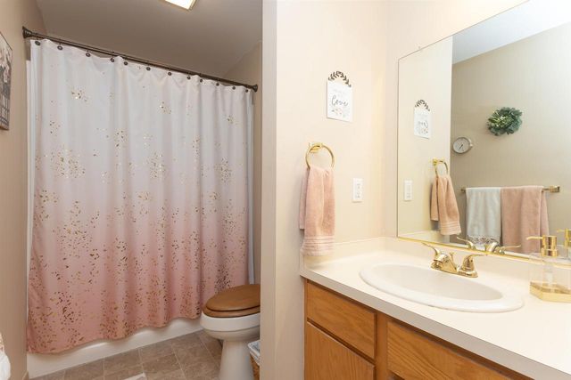 841 E WINDFIELD PLACE, Appleton, WI 54911