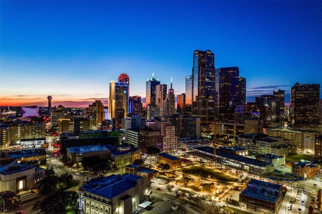 2141 Helsminster Drive, Dallas, TX 75201
