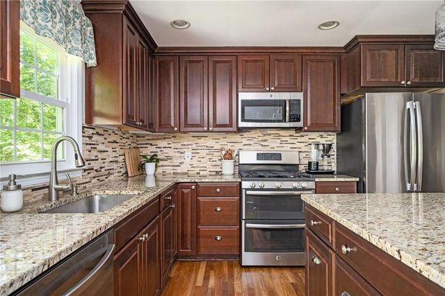 4326 Halifax NE Terrace, Roswell, GA 30075