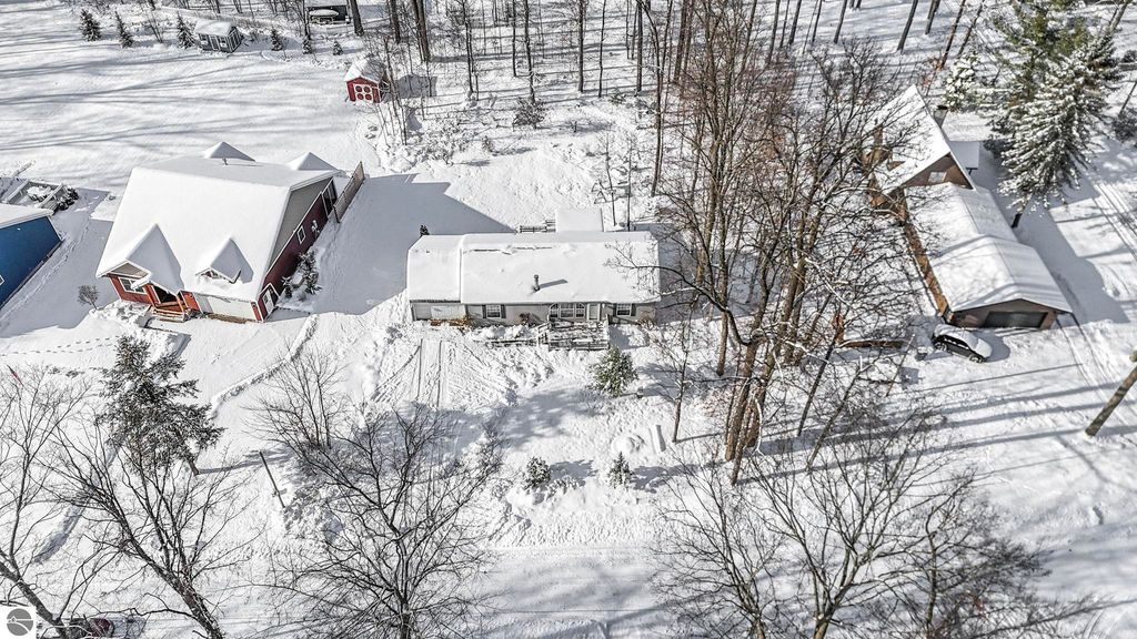 Image 36 of property listing at 4046 White Birch Drive, Grawn, MI 49637