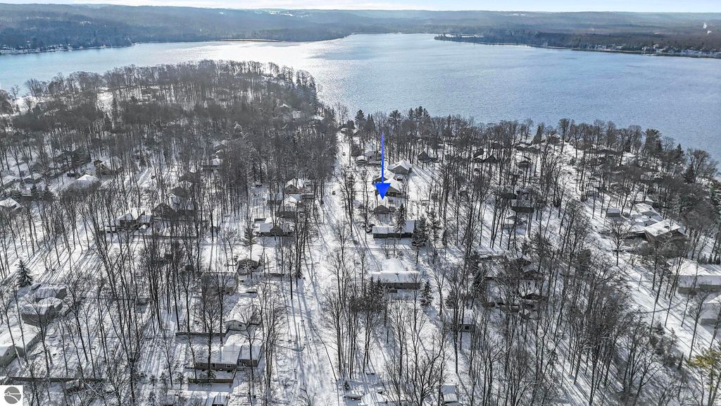 Image 46 of property listing at 4046 White Birch Drive, Grawn, MI 49637