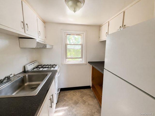 471 Eureka Avenue, Elmont, NY 11003