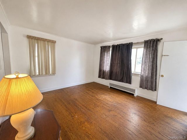 471 Eureka Avenue, Elmont, NY 11003
