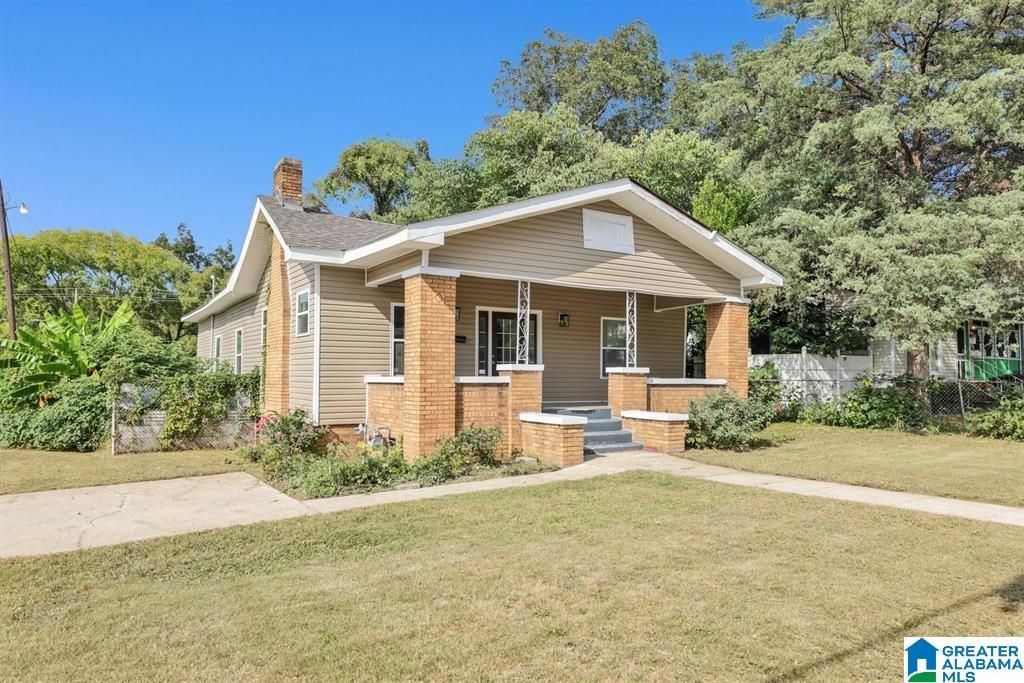 630 11TH COURT W, Birmingham, AL 35204