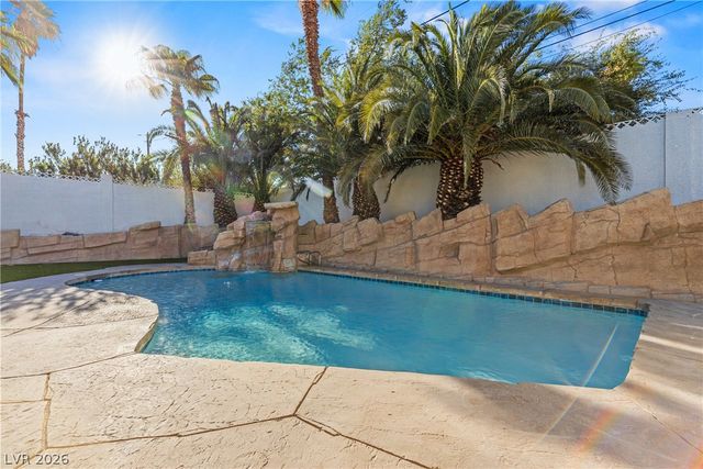 3660 Cherokee Avenue, Las Vegas, NV 89121