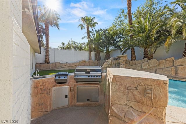3660 Cherokee Avenue, Las Vegas, NV 89121