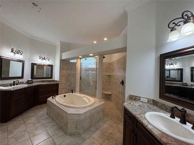 2181 CALUSA LAKES BOULEVARD, Nokomis, FL 34275