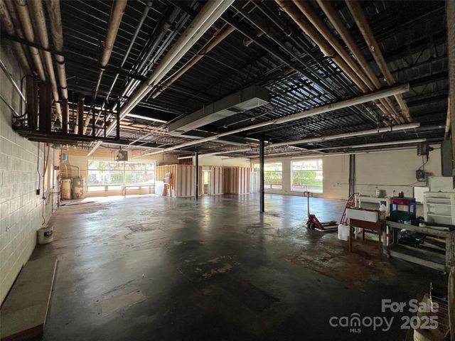 166 N Logan Street, Marion, NC 28752