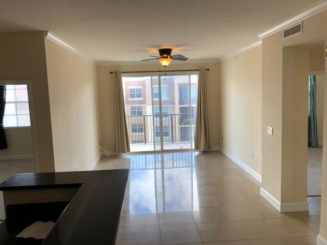 1801 N Flagler Drive 935, West Palm Beach, FL 33407