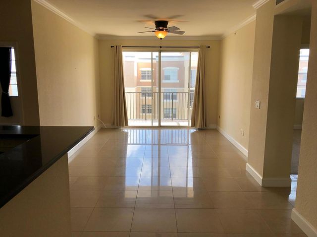 1801 N Flagler Drive 935, West Palm Beach, FL 33407