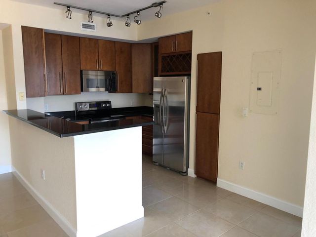 1801 N Flagler Drive 935, West Palm Beach, FL 33407