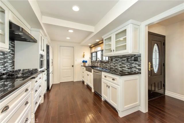 3 Whitewood Way, Irvine, CA 92612