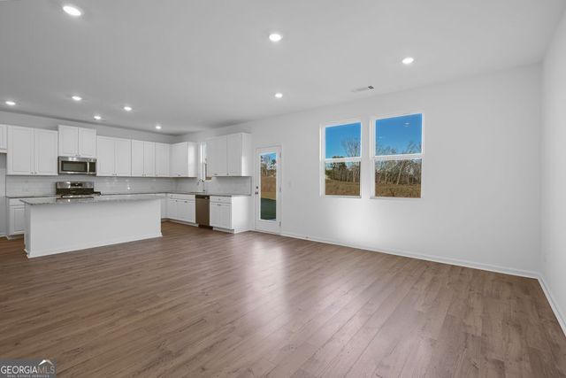 4013 Laurant Path, Flowery Branch, GA 30542