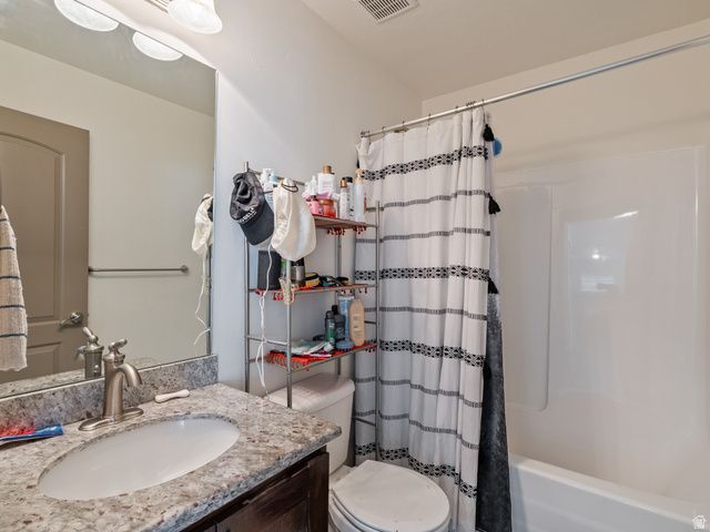 4130 W SHINNEROCK DR, South Jordan, UT 84009