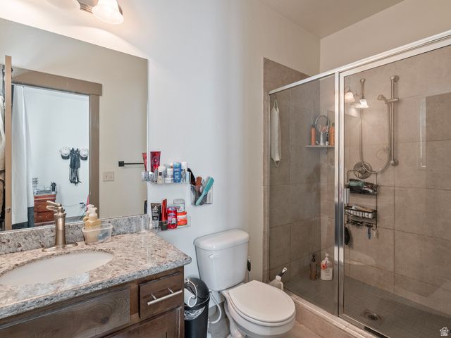 4130 W SHINNEROCK DR, South Jordan, UT 84009
