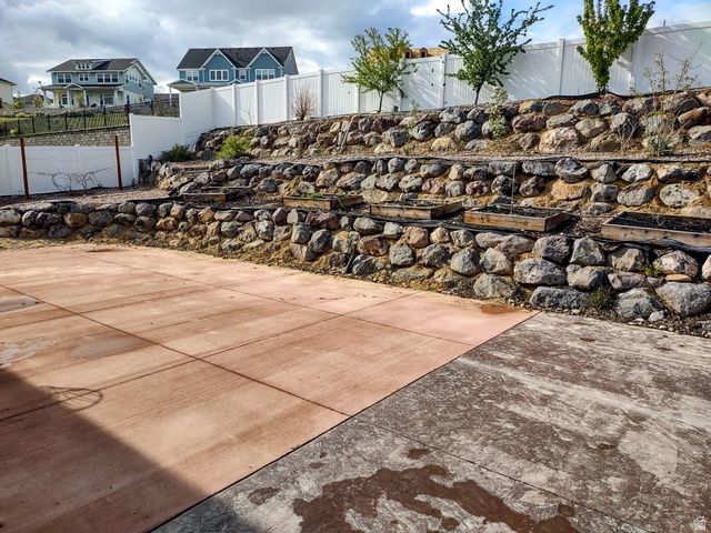 4130 W SHINNEROCK DR, South Jordan, UT 84009