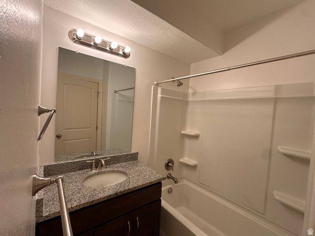 4130 W SHINNEROCK DR, South Jordan, UT 84009